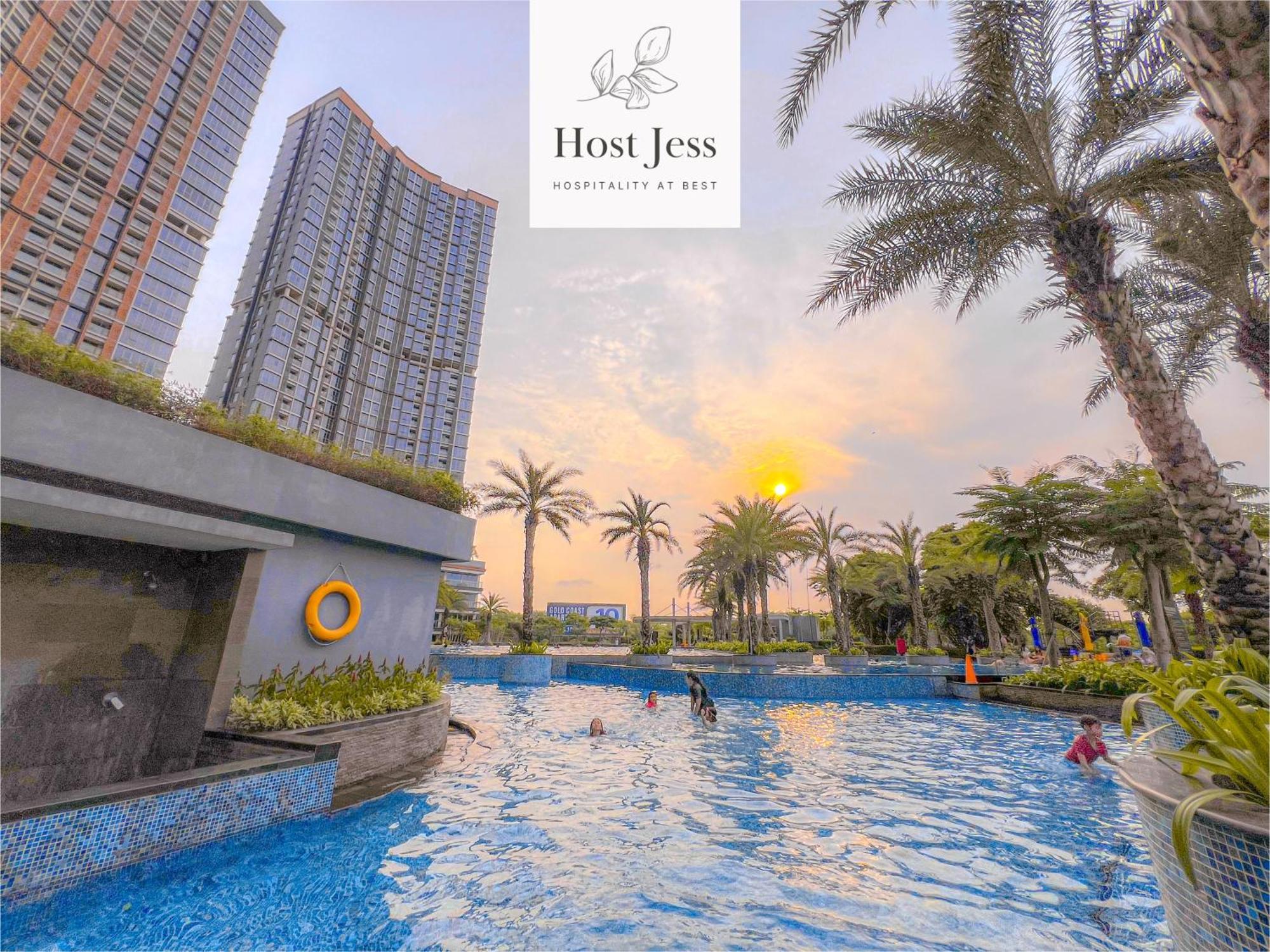 Gold Coast Pik Apartments By Host Jess Джакарта Екстериор снимка